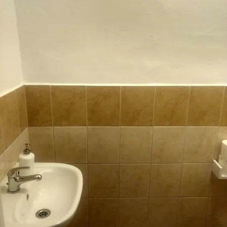 Hostal Irmas *